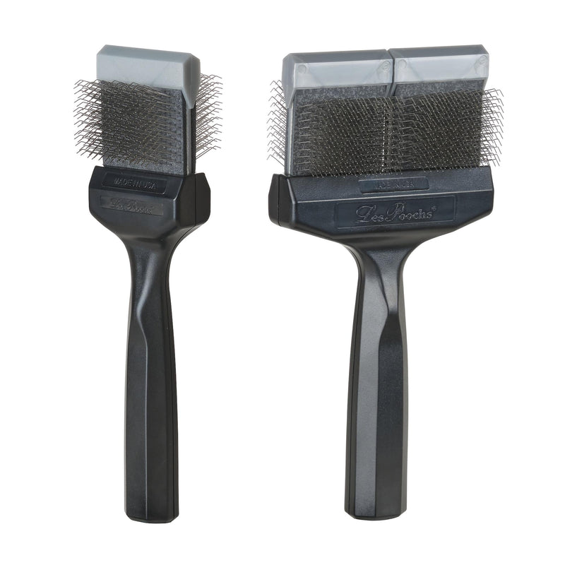 Brosse professionnelle de toilettage pour chien utilisee au salon de La Rochelle